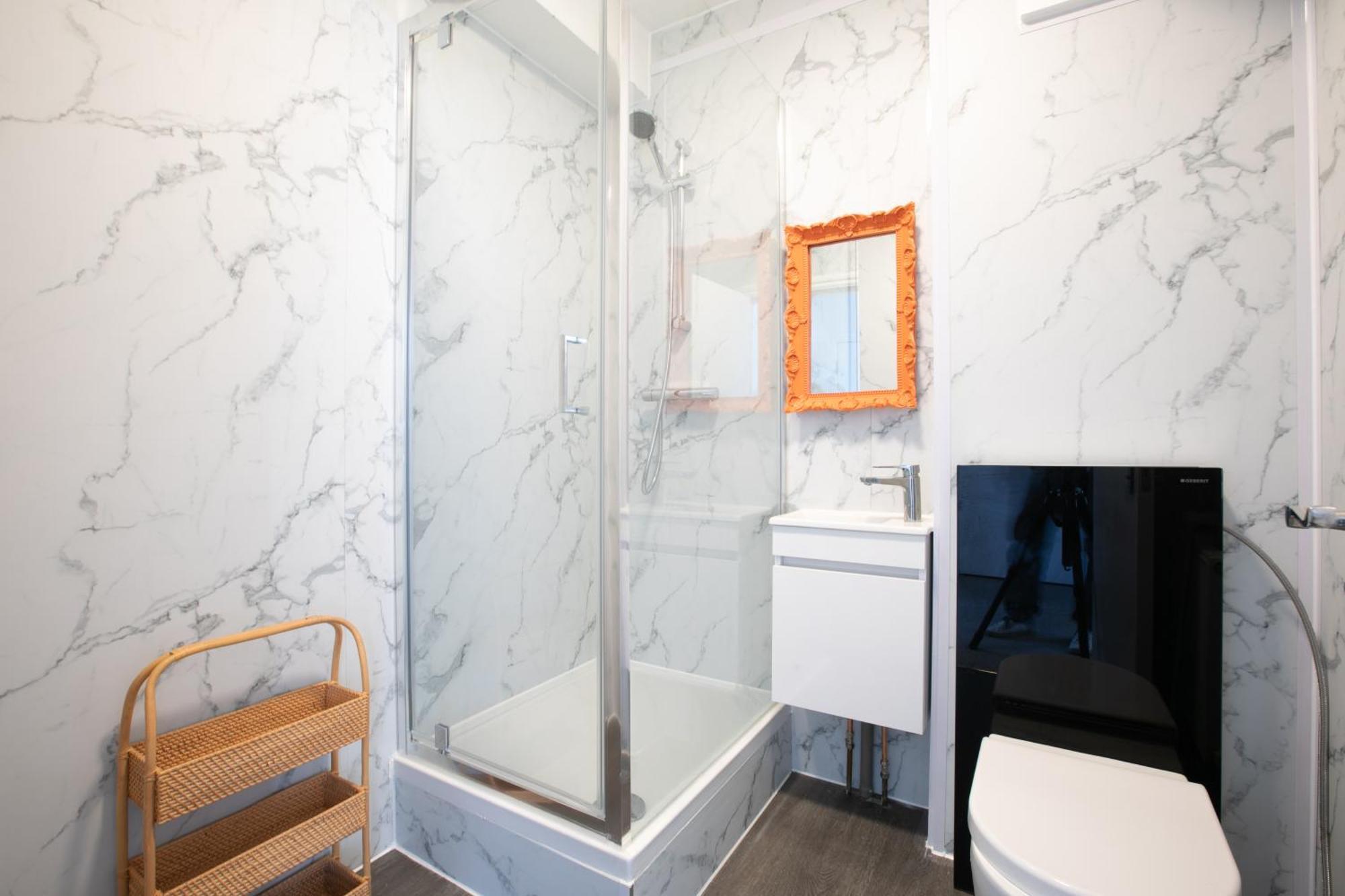 Апартаменты Camden Town 1-min To Station Sleeps 5